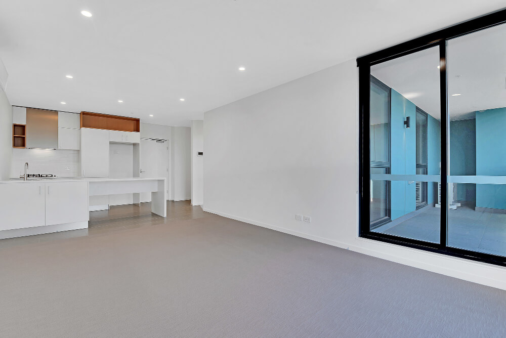 Unfurnished apartment cleaning